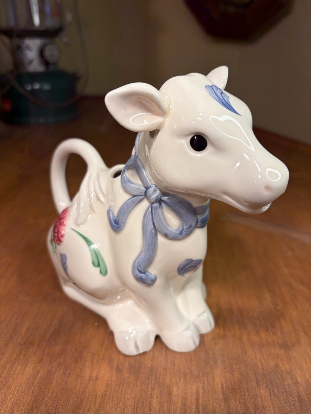 1998 Lenox Poppies On Blue Barnyard Collection Cow Shaped Creamer Porcelain
